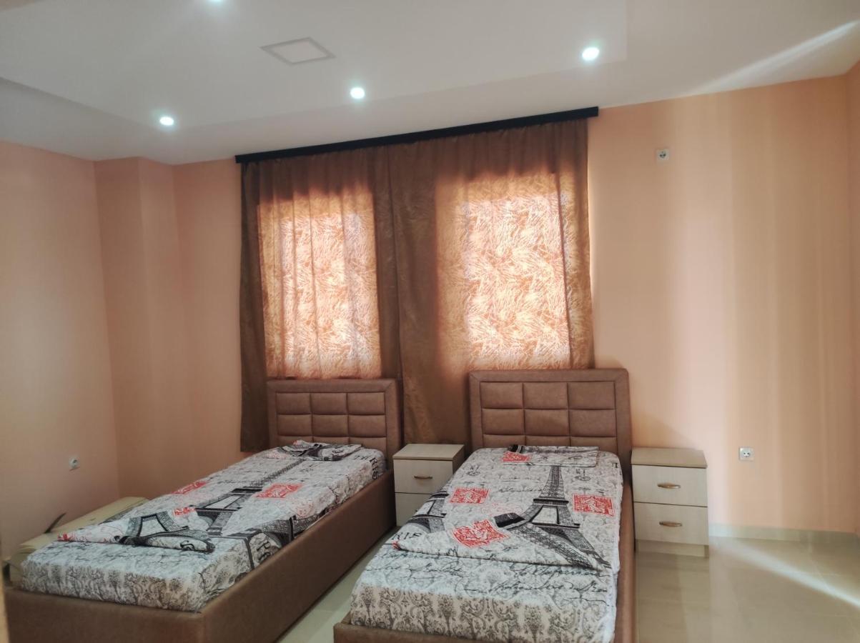 Grandino Rooms & Apartments Ulcinj Exterior photo