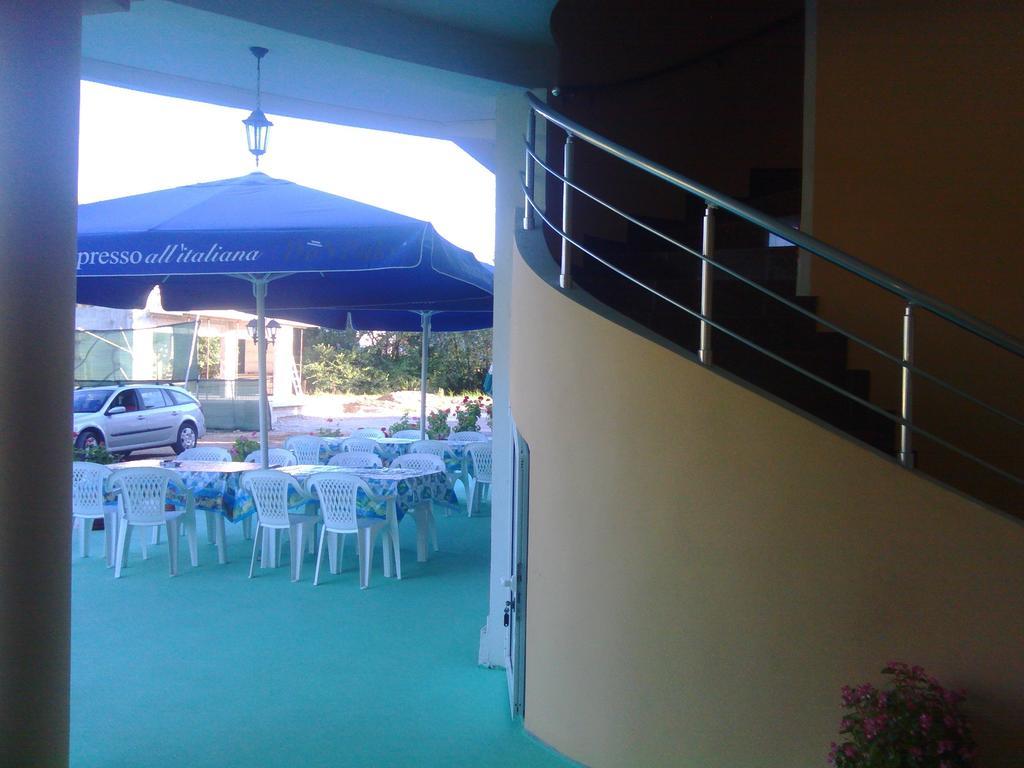 Grandino Rooms & Apartments Ulcinj Exterior photo